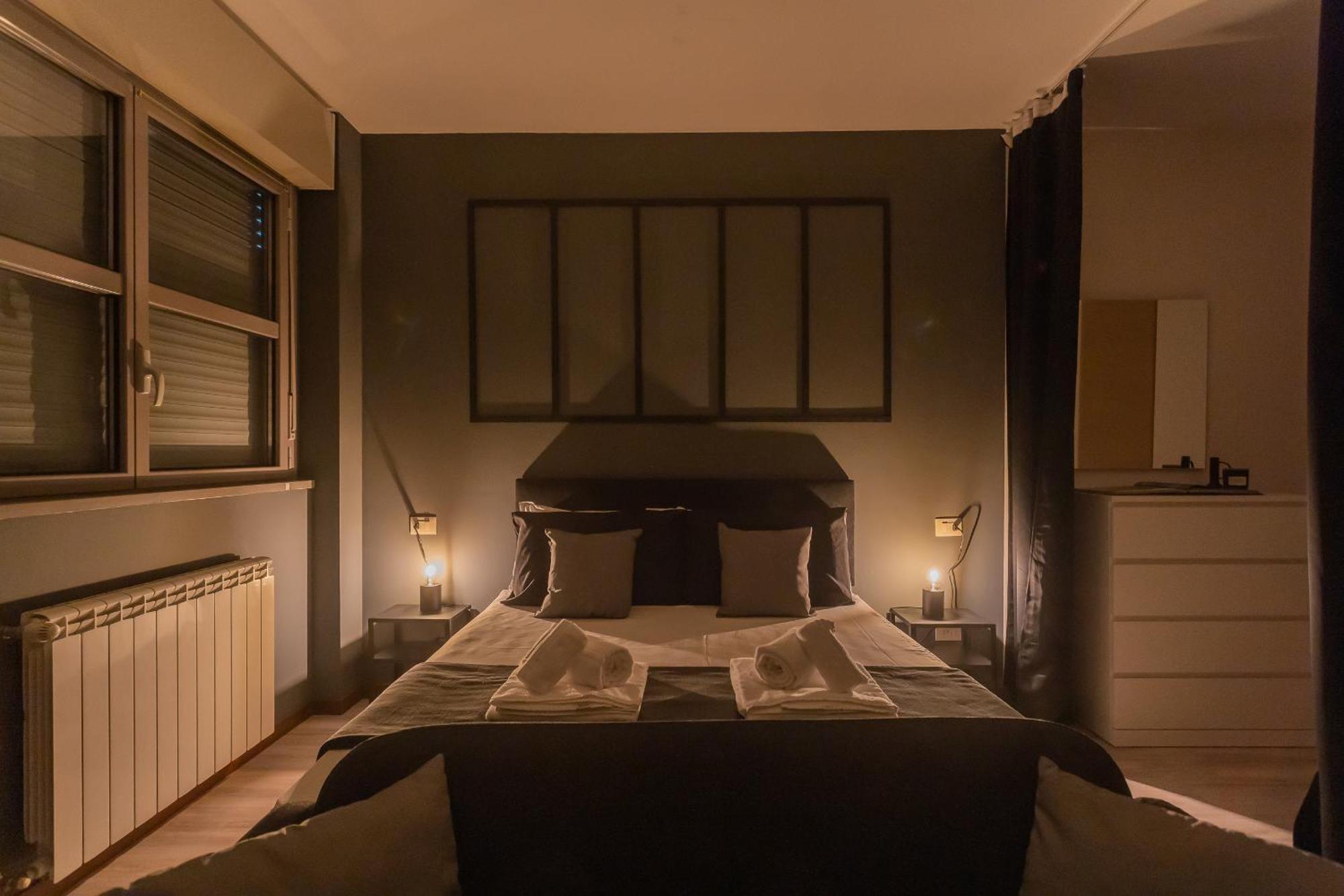 Black Loft Como By Rent All โกโม ภายนอก รูปภาพ