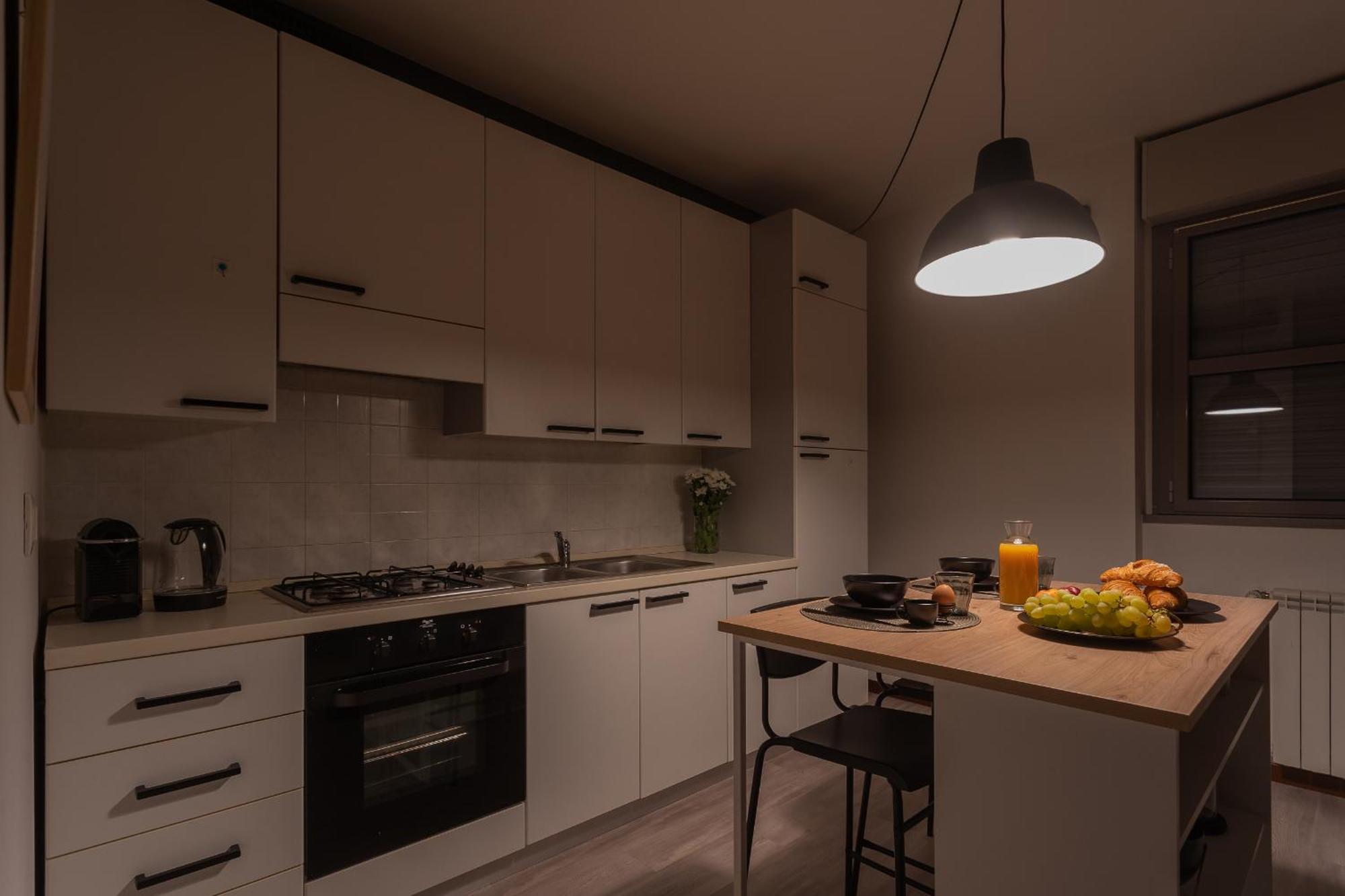 Black Loft Como By Rent All โกโม ภายนอก รูปภาพ