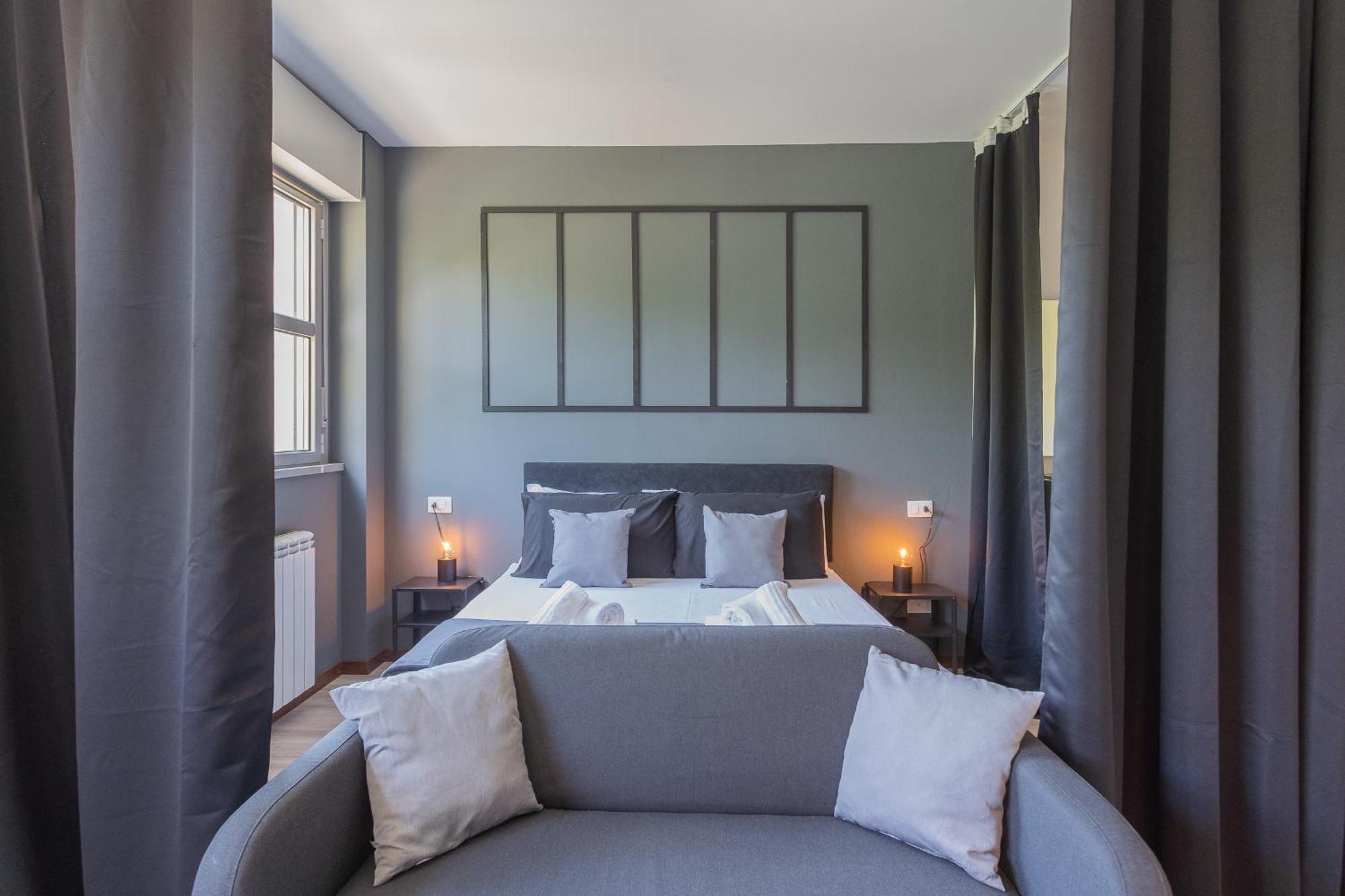 Black Loft Como By Rent All โกโม ภายนอก รูปภาพ